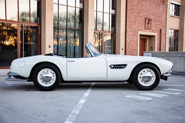 1958 BMW 507 Roadster Series II, 3/6
