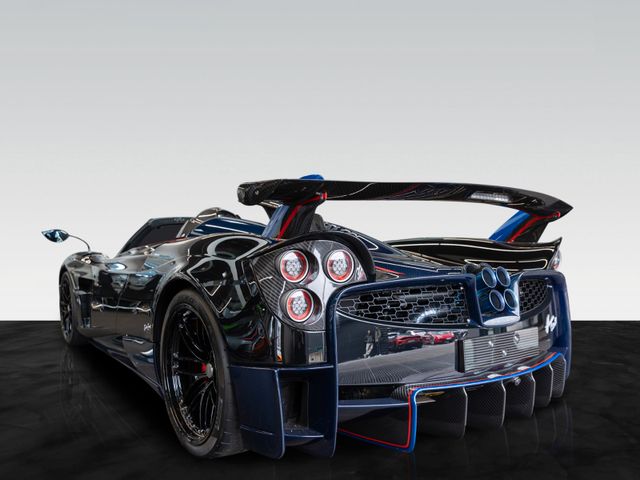 2022 Pagani Huayra Roadster BC, 3/6
