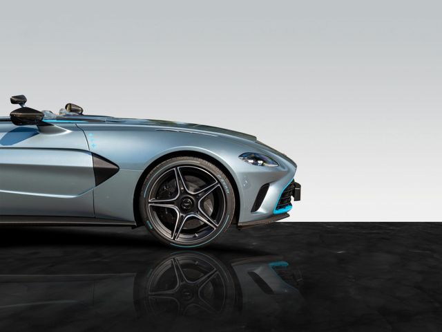 2024 Aston Martin V12 Speedster "Maverick Edition", 3/6