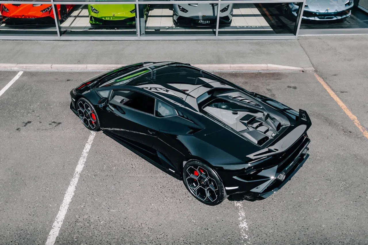 2024 Lamborghini Huracán Tecnica for sale, exterior, Nero Noctis