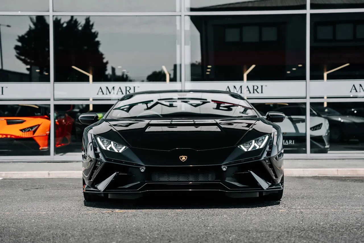 2024 Lamborghini Huracán Tecnica for sale, exterior, Nero Noctis