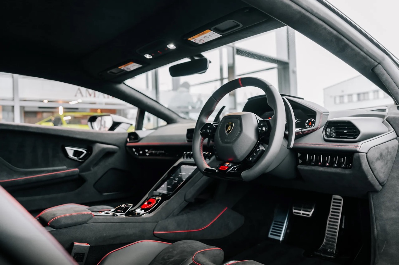 2023 Lamborghini Huracán Sterrato, 6/20