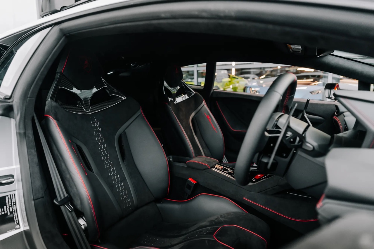 2023 Lamborghini Huracán Sterrato, 9/20