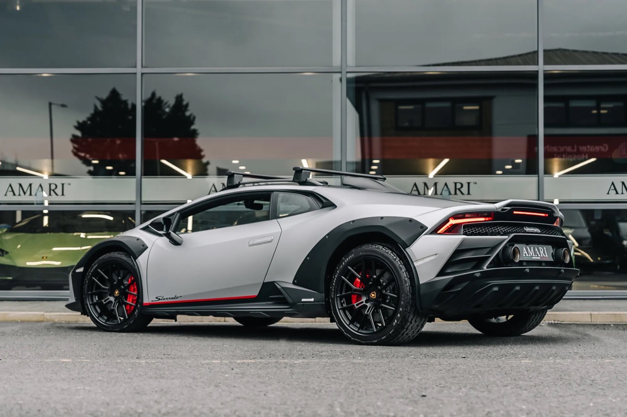 2023 Lamborghini Huracán Sterrato, 19/20