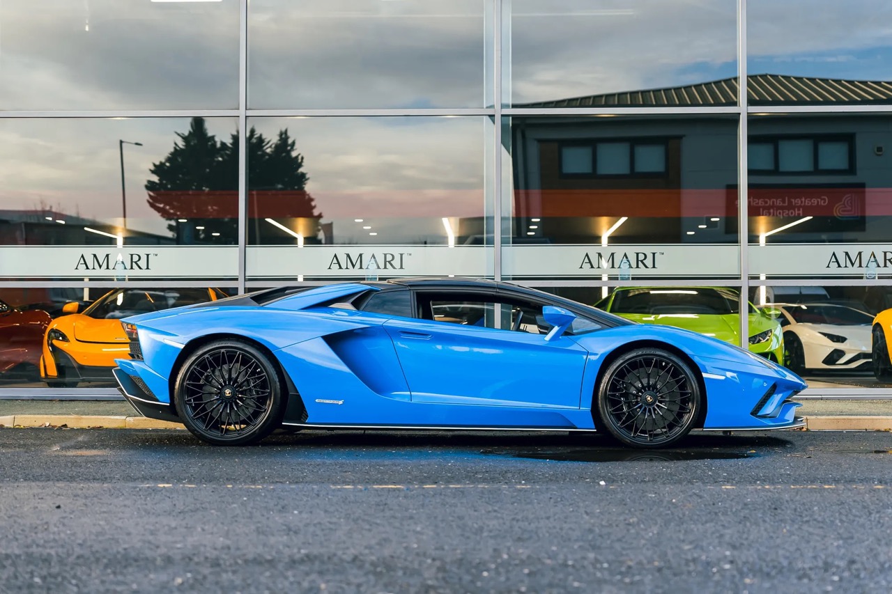 2018 Lamborghini Aventador S Roadster LP 740-4, 2/20