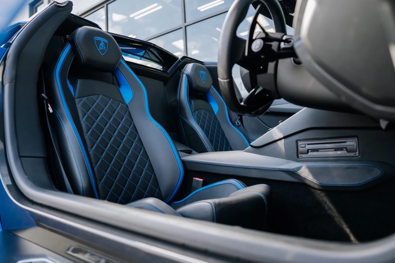 2018 Lamborghini Aventador S Roadster LP 740-4, 18/20
