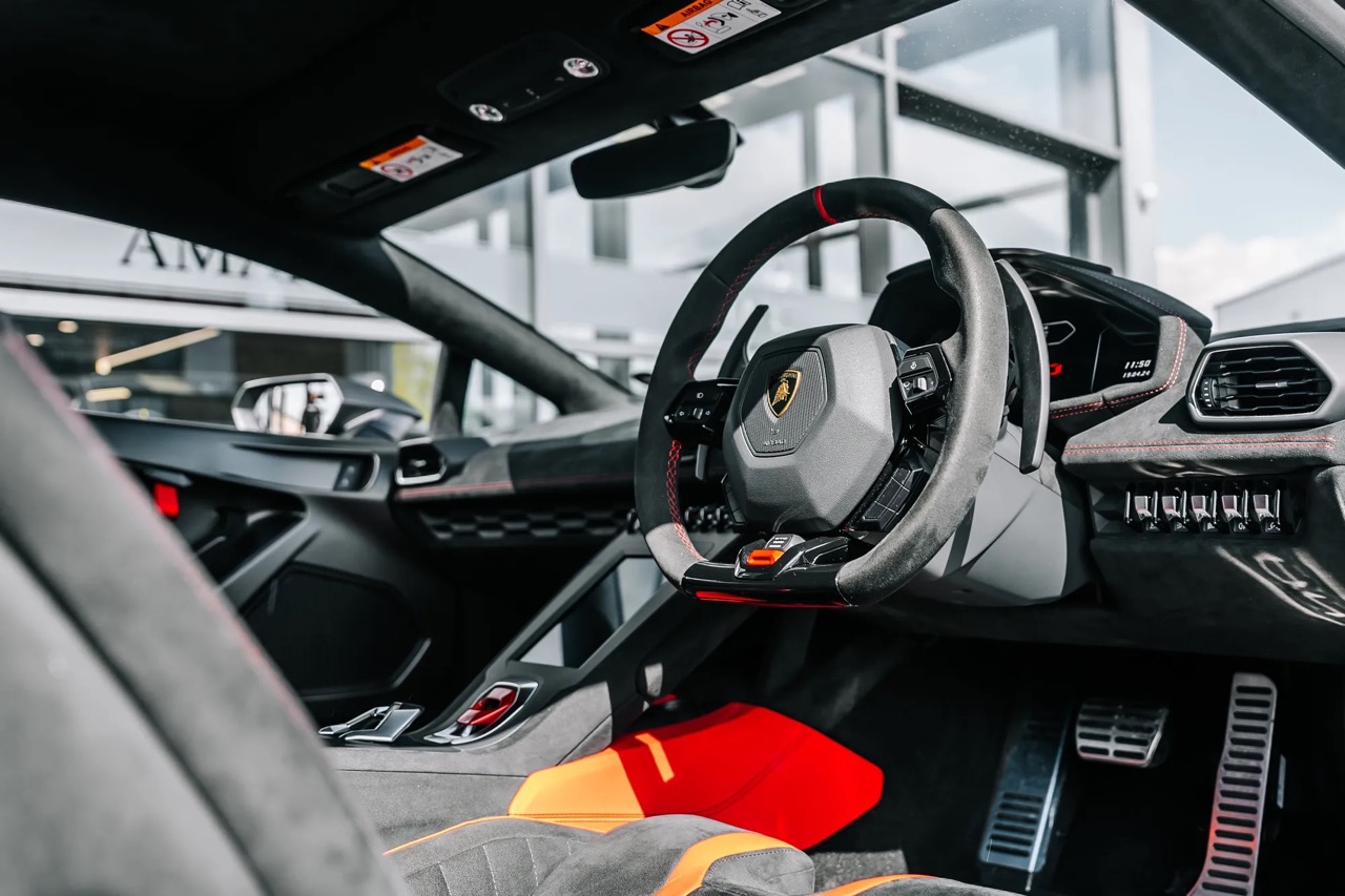 2022 Lamborghini Huracan STO, 2/20