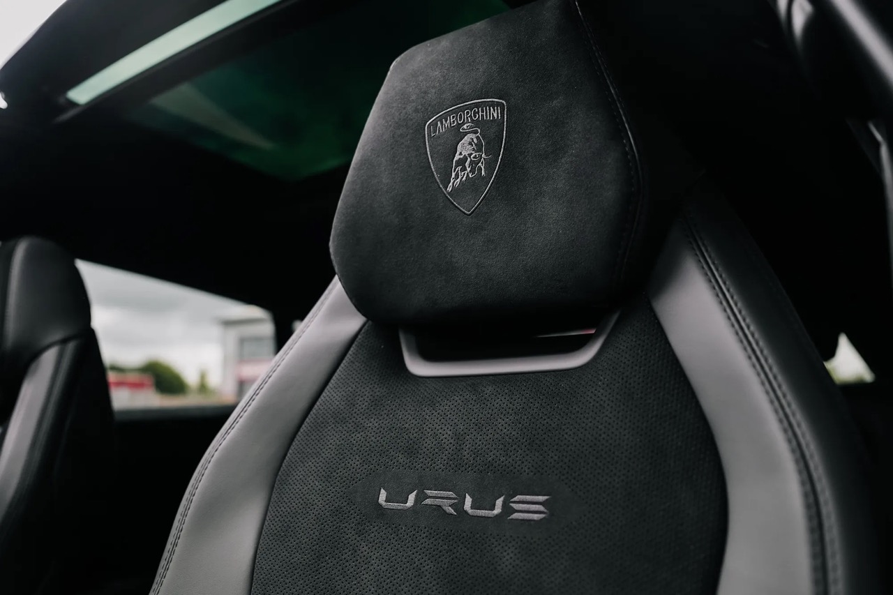 2024 Lamborghini Urus Performante, 17/20