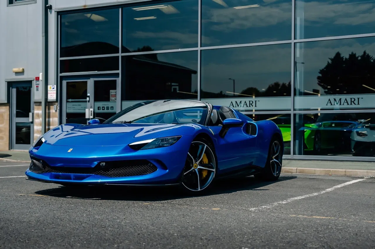 2023 Ferrari 296 GTS
