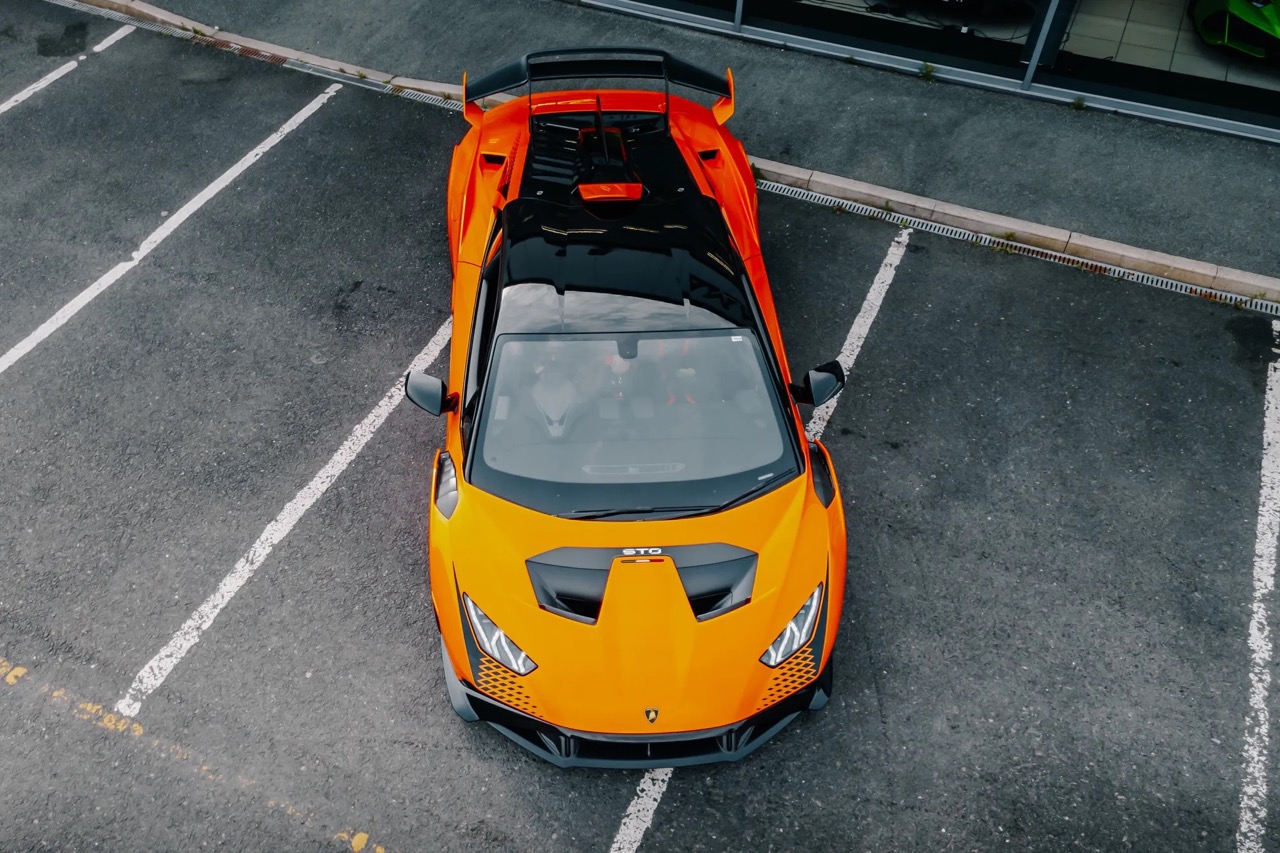2022 Lamborghini Huracán STO, 3/20