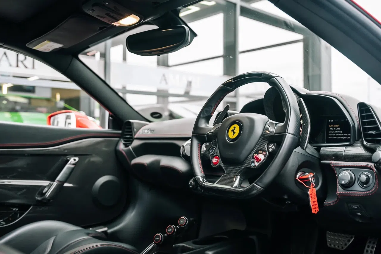 2014 Ferrari 458 Speciale interior, dashboard