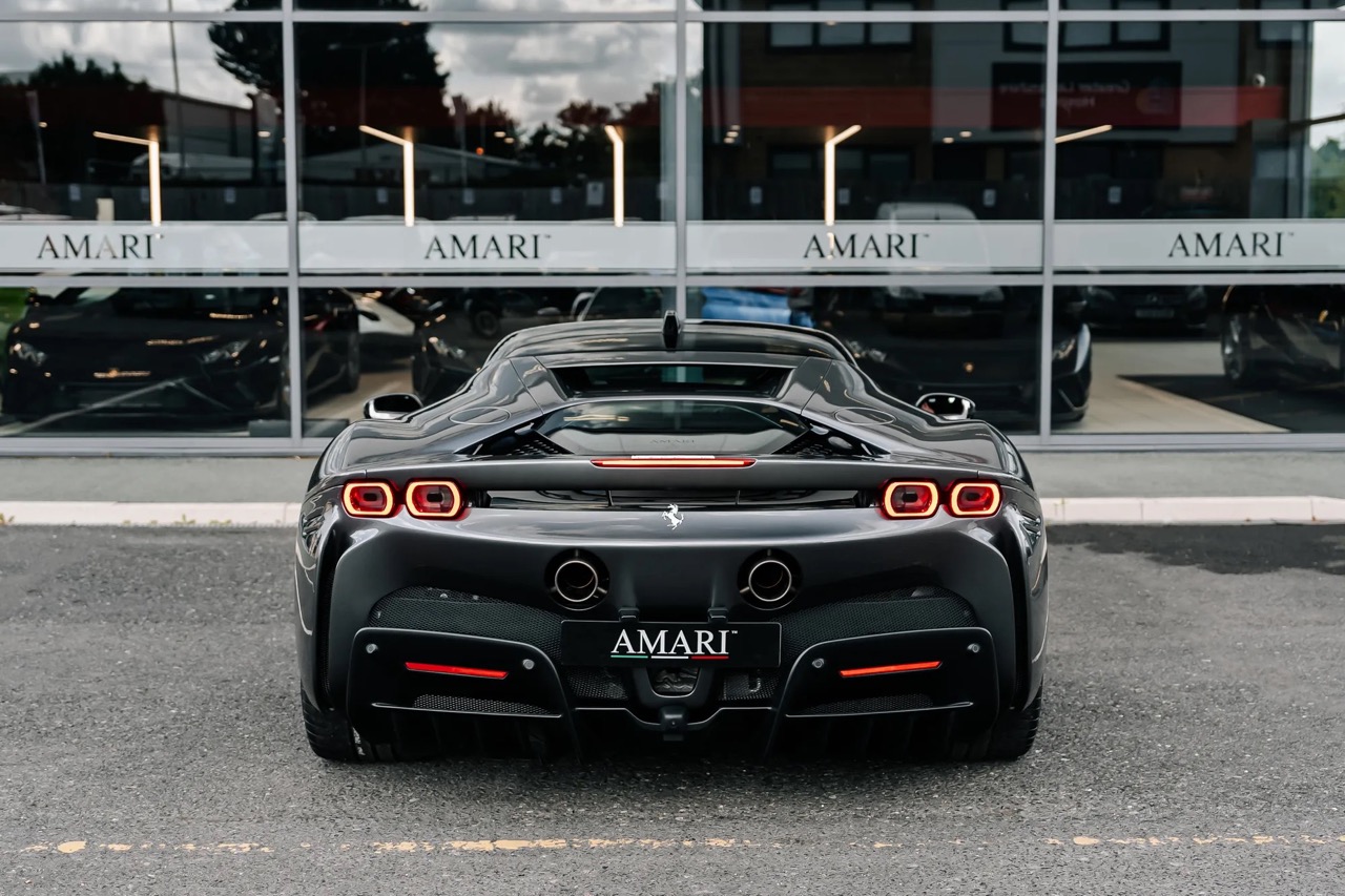 2021 Ferrari SF90 Stradale, 8/20