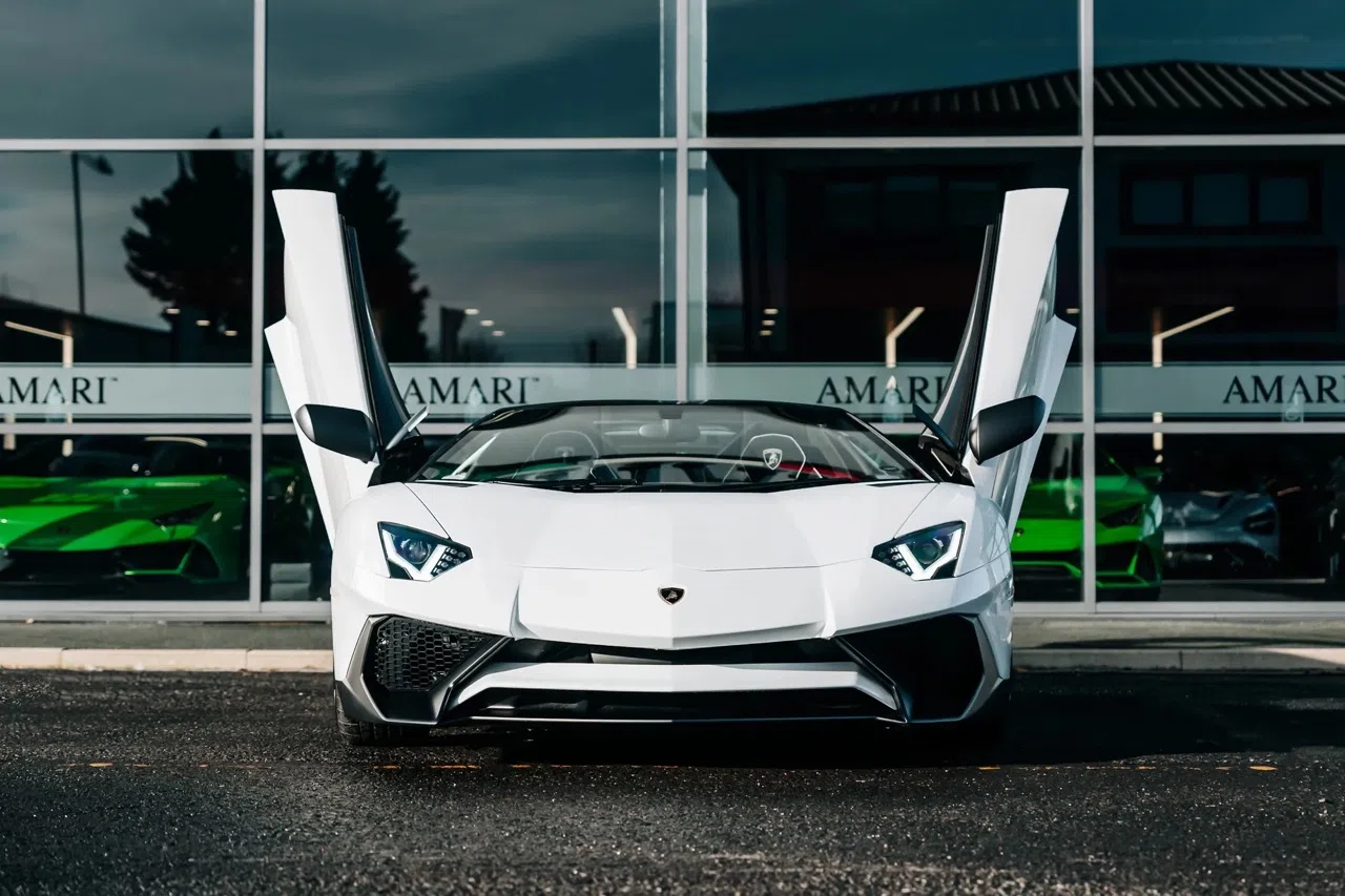 2016 Lamborghini Aventador SV Roadster LP 750-4 for sale, exterior, Bianco Isis