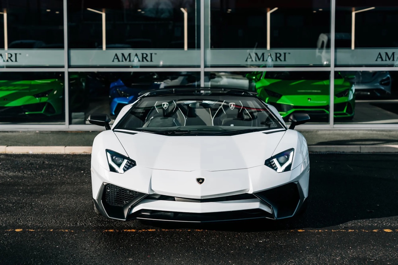 2016 Lamborghini Aventador SV Roadster LP 750-4, 10/20