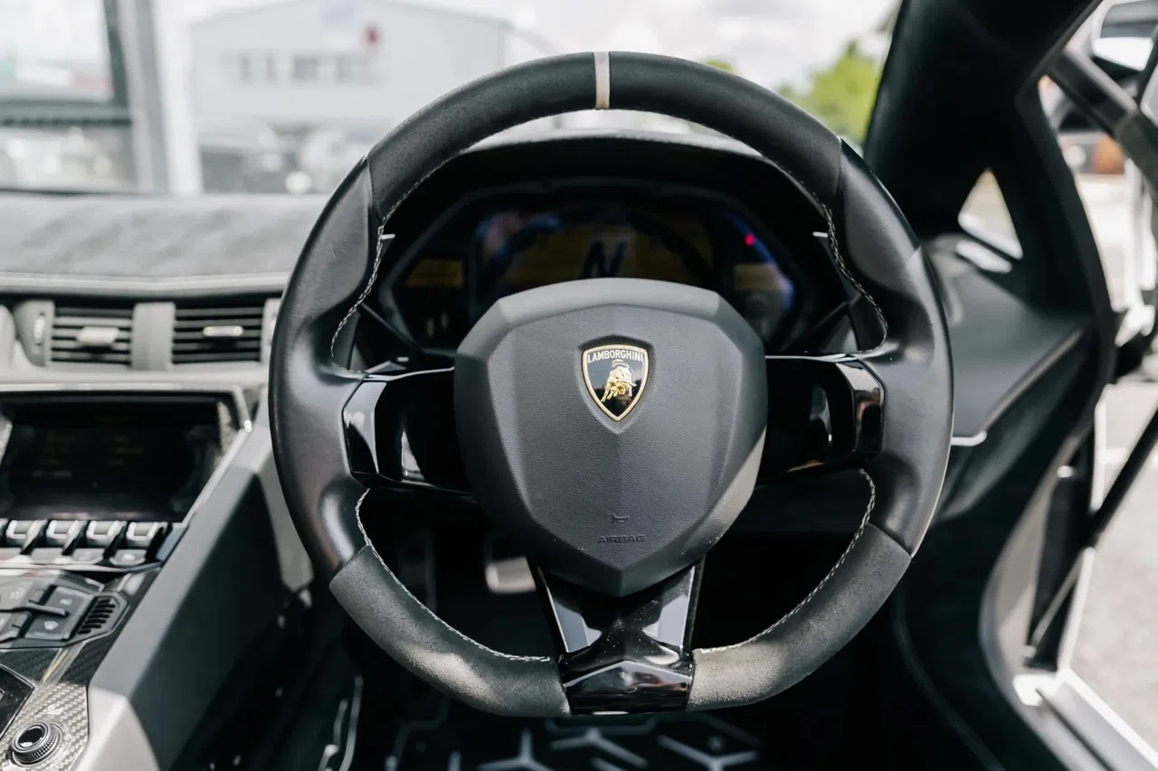 2016 Lamborghini Aventador SV Roadster LP 750-4 interior, steering wheel, SV Interior in Nero Cosmos Alcantara