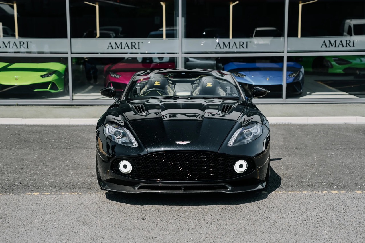 2018 Aston Martin Vanquish Zagato Volante, 3/20