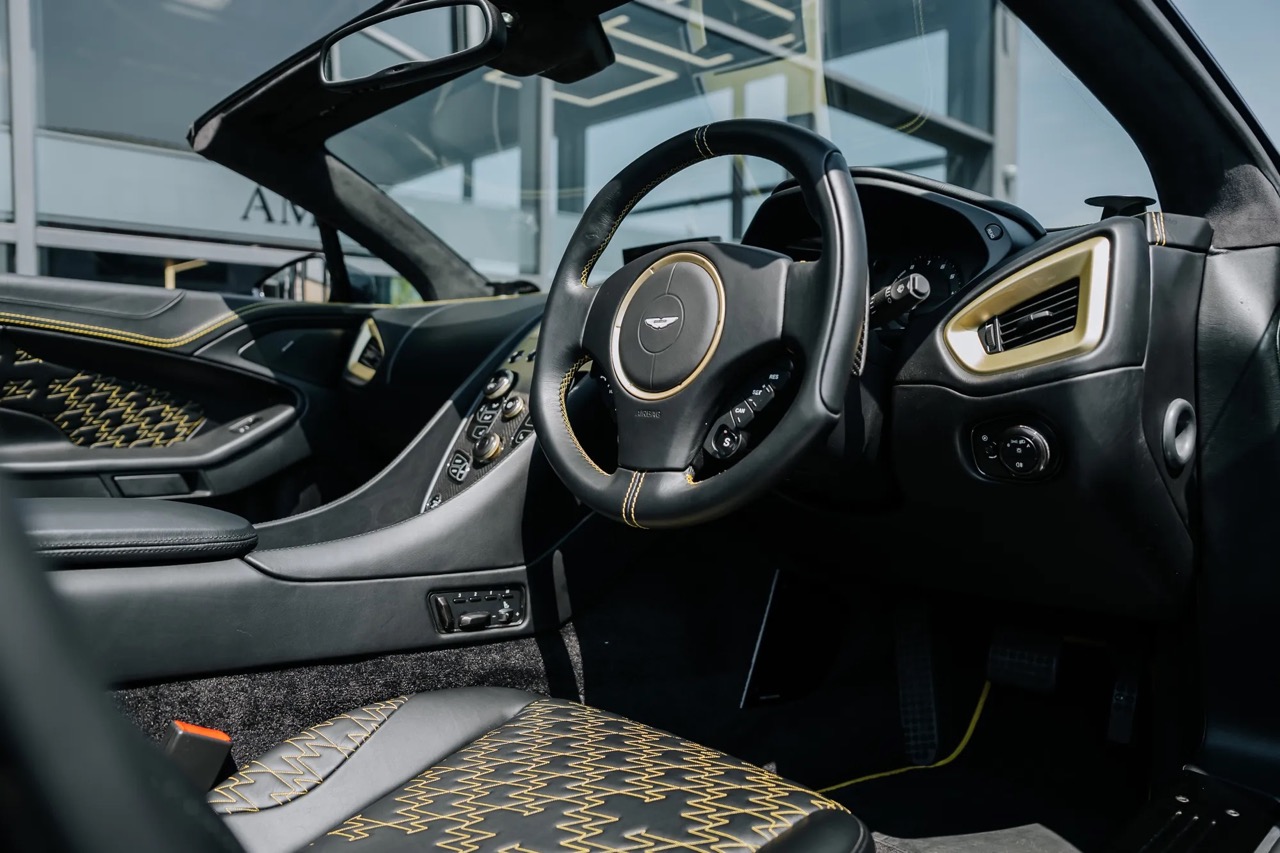 2018 Aston Martin Vanquish Zagato Volante, 4/20