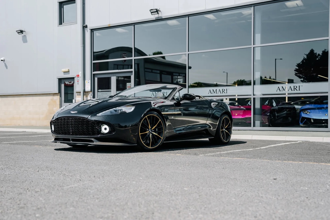 2018 Aston Martin Vanquish Zagato Volante, 13/20