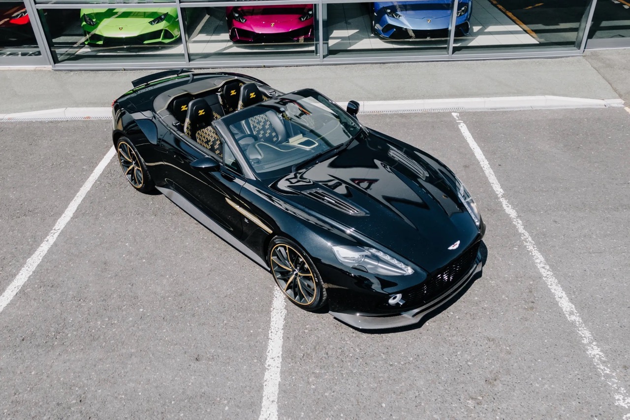 2018 Aston Martin Vanquish Zagato Volante, 15/20