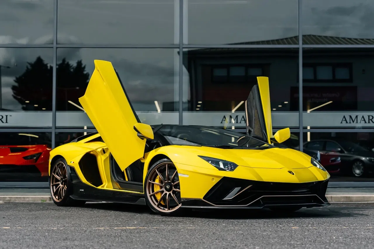 2022 Lamborghini Aventador LP780-4 Ultimae Roadster
