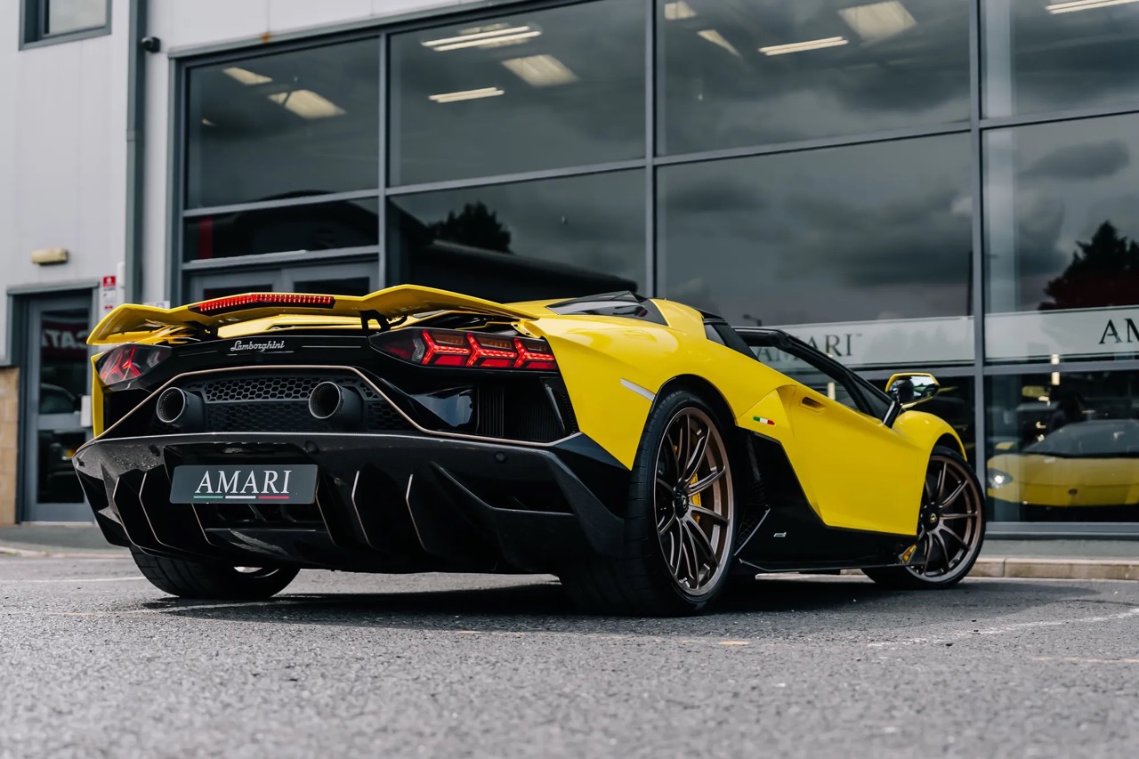 2022 Lamborghini Aventador LP780-4 Ultimae Roadster, 18/20