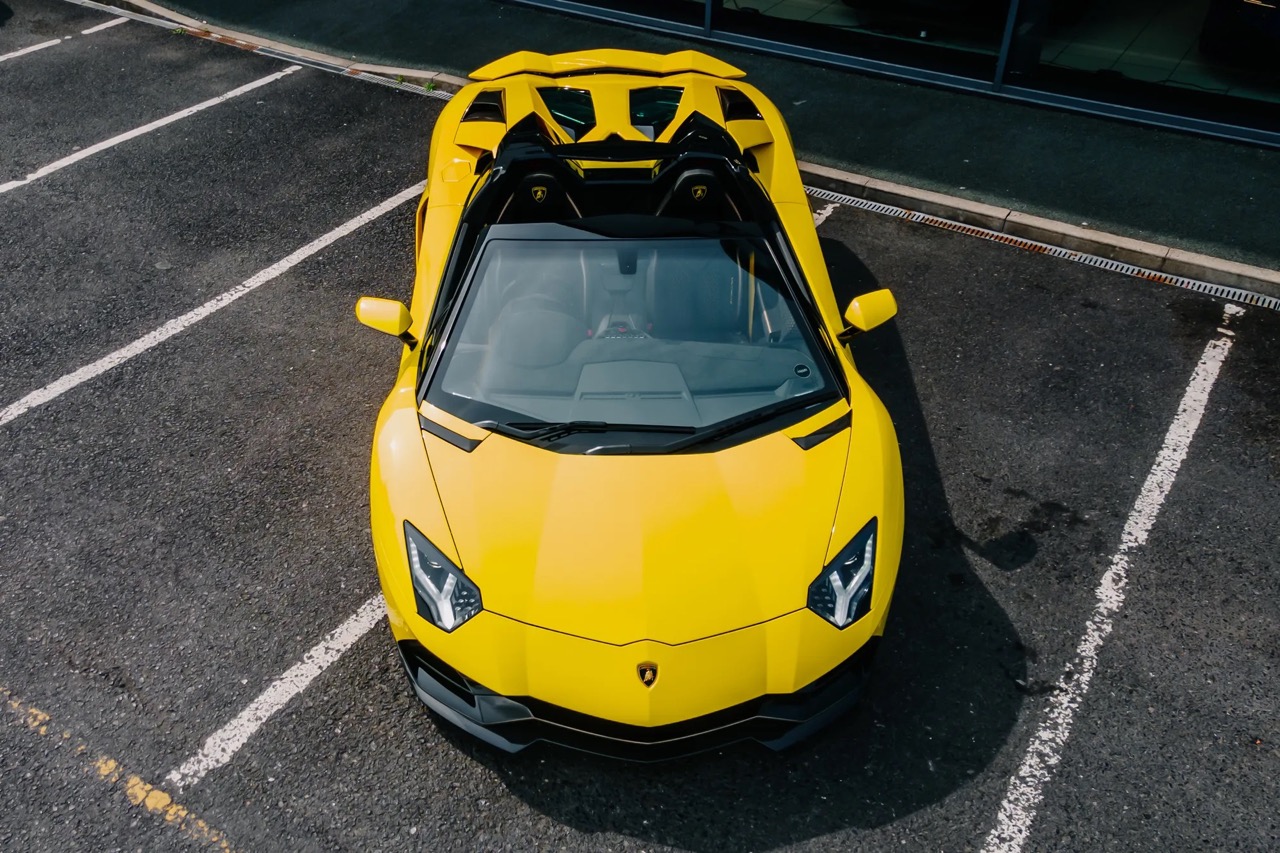 2022 Lamborghini Aventador LP780-4 Ultimae Roadster, 19/20