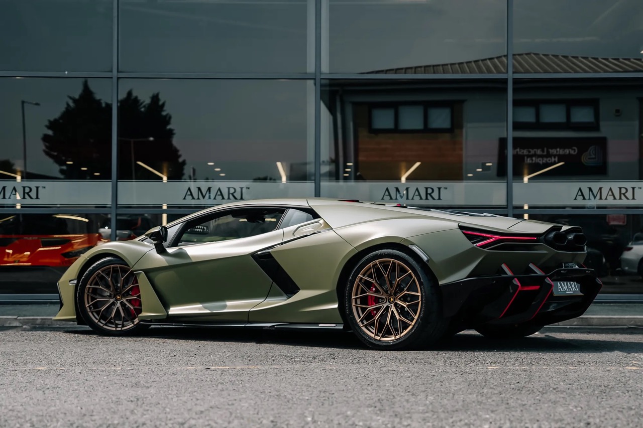 2024 Lamborghini Revuelto, 7/20
