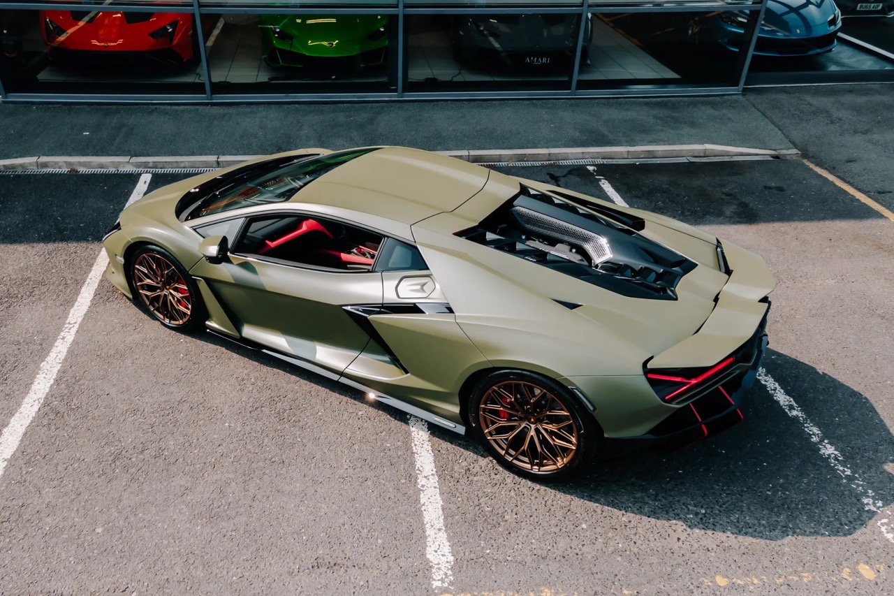 2024 Lamborghini Revuelto, 15/20