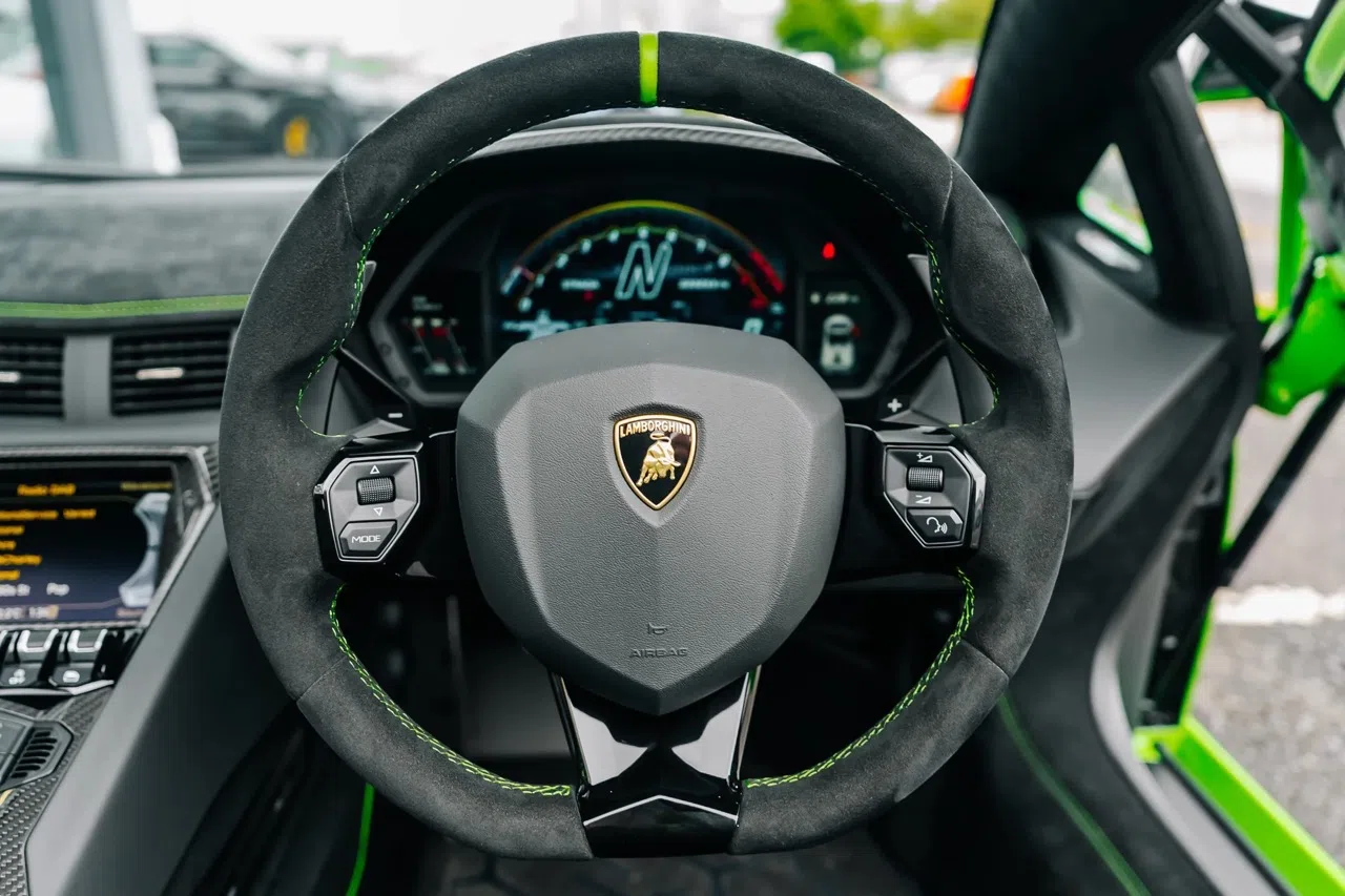 2022 Lamborghini Aventador SVJ LP 770-4 interior, steering wheel, Nero Alcantara