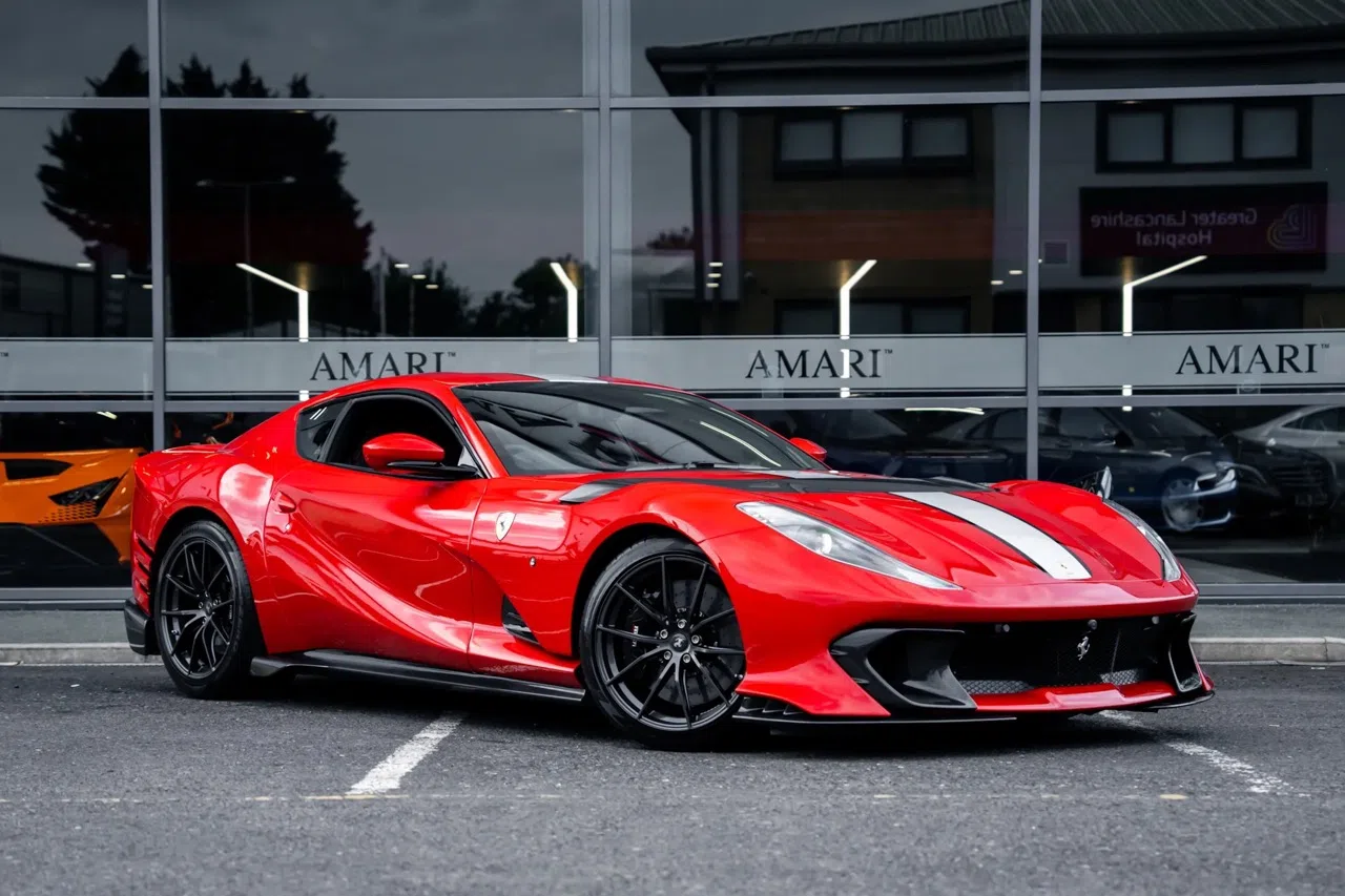 2023 Ferrari 812 Competizione