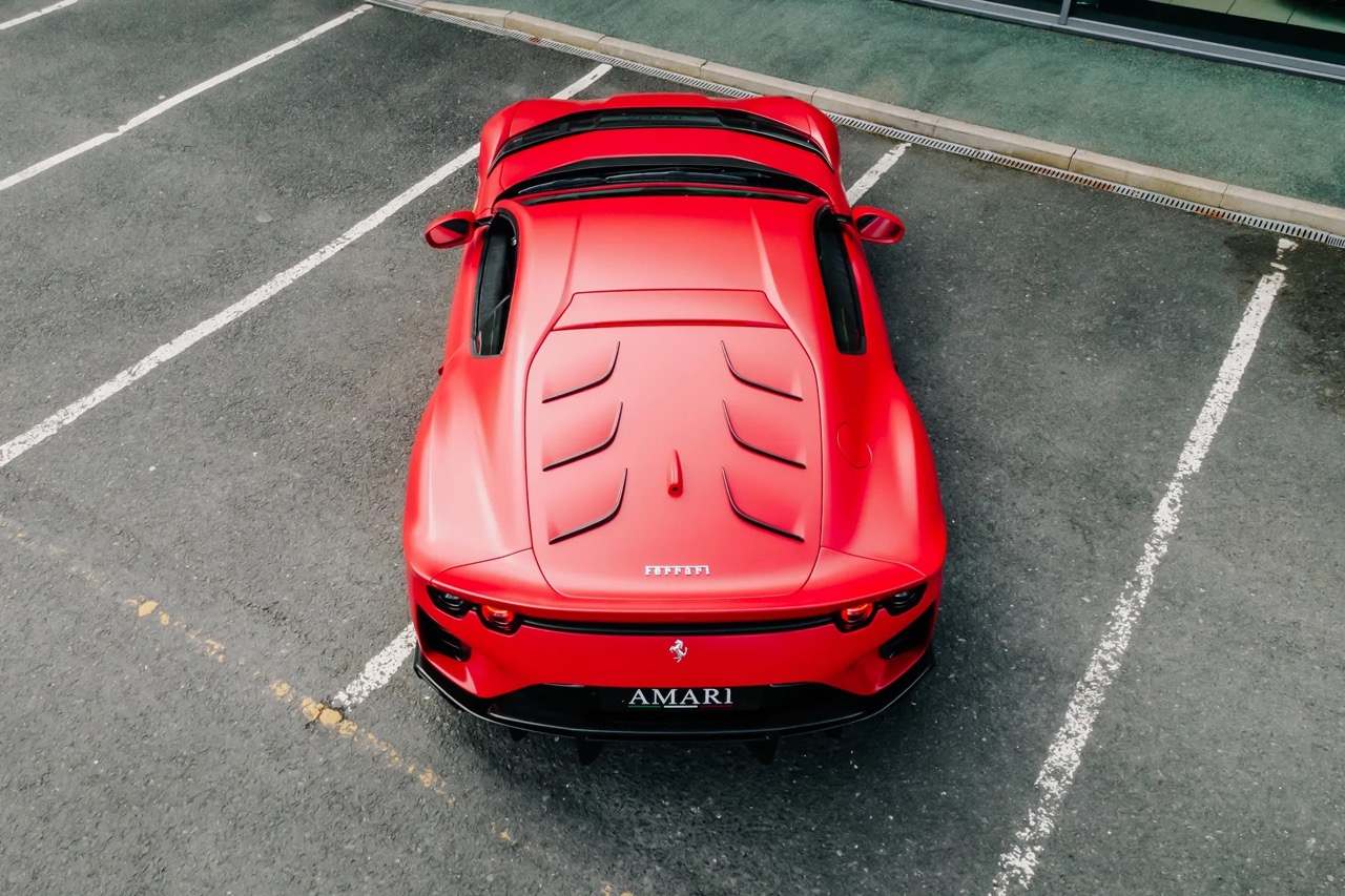 2023 Ferrari 812 Competizione, 14/40