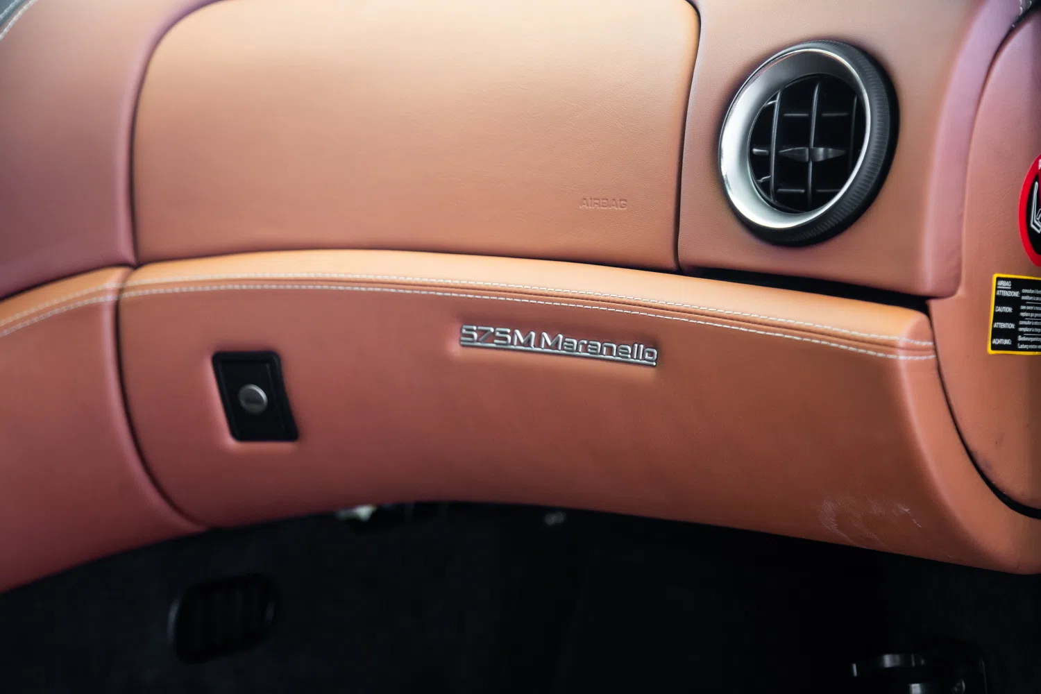 2005 Ferrari 575M Maranello interior, door panel