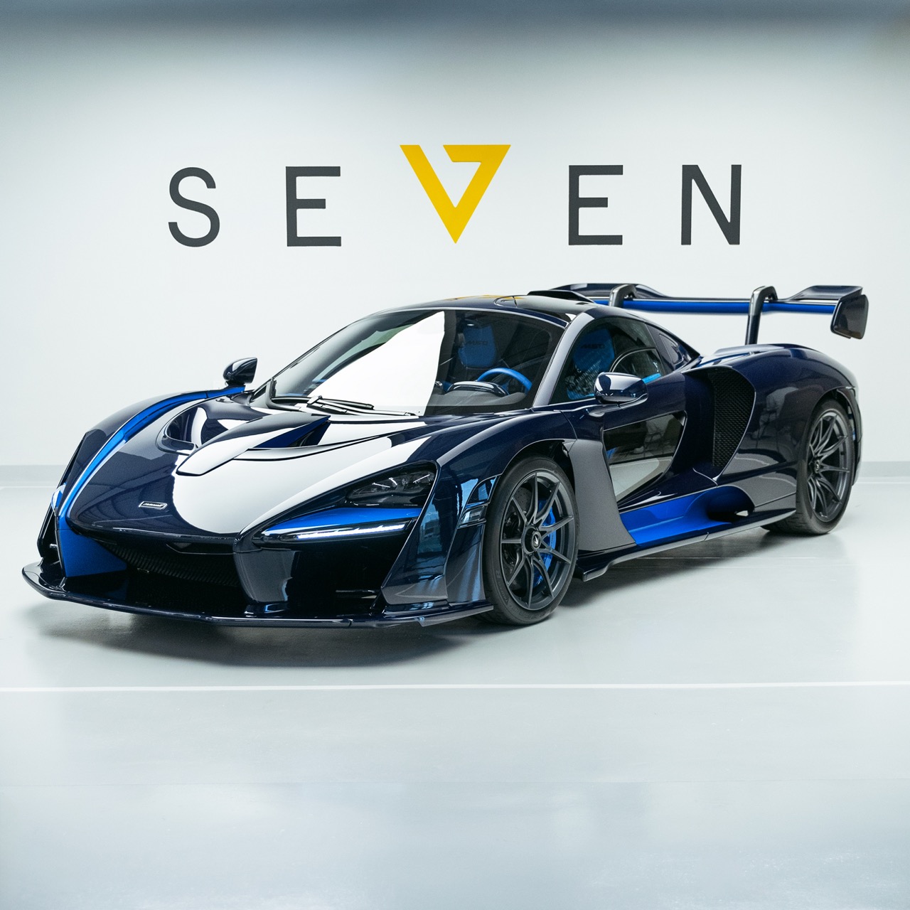2019 McLaren Senna MSO, 18/18