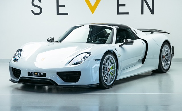 2015 Porsche 918 Spyder