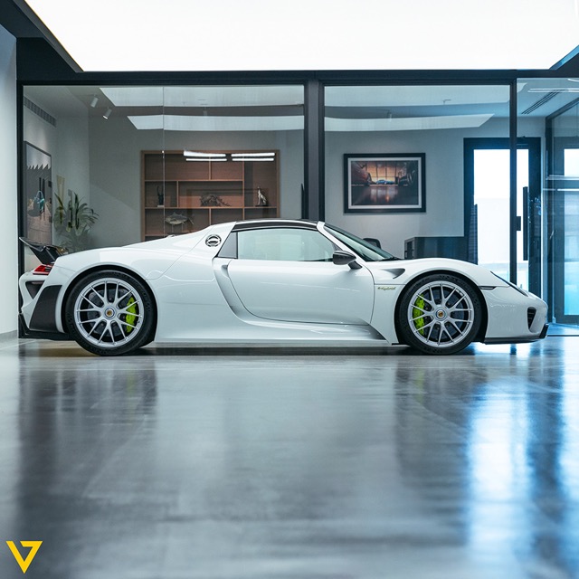 2015 Porsche 918 Spyder, 12/17