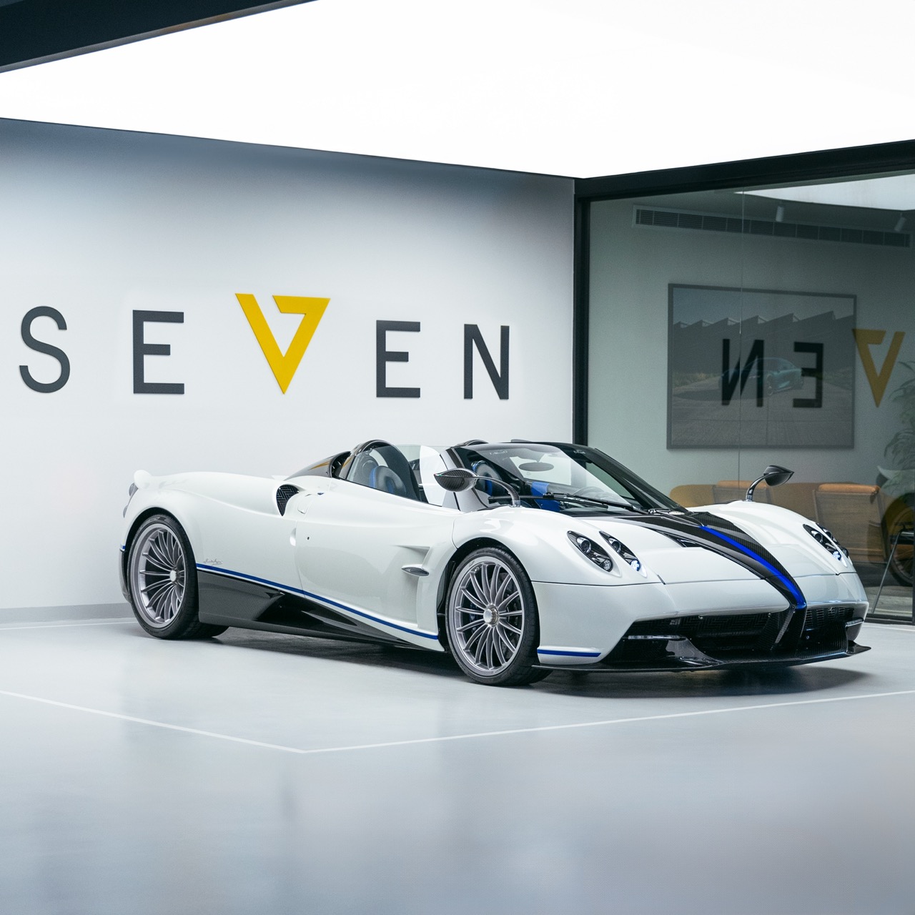 2019 Pagani Huayra Roadster, 21/27