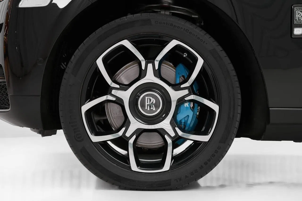 2024 Rolls-Royce Cullinan wheel