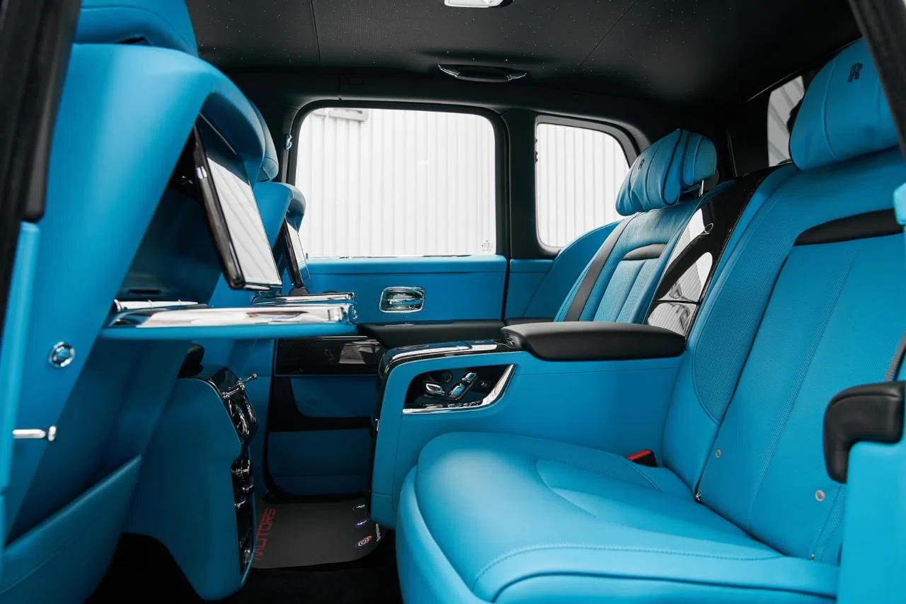 2024 Rolls-Royce Cullinan interior, seats