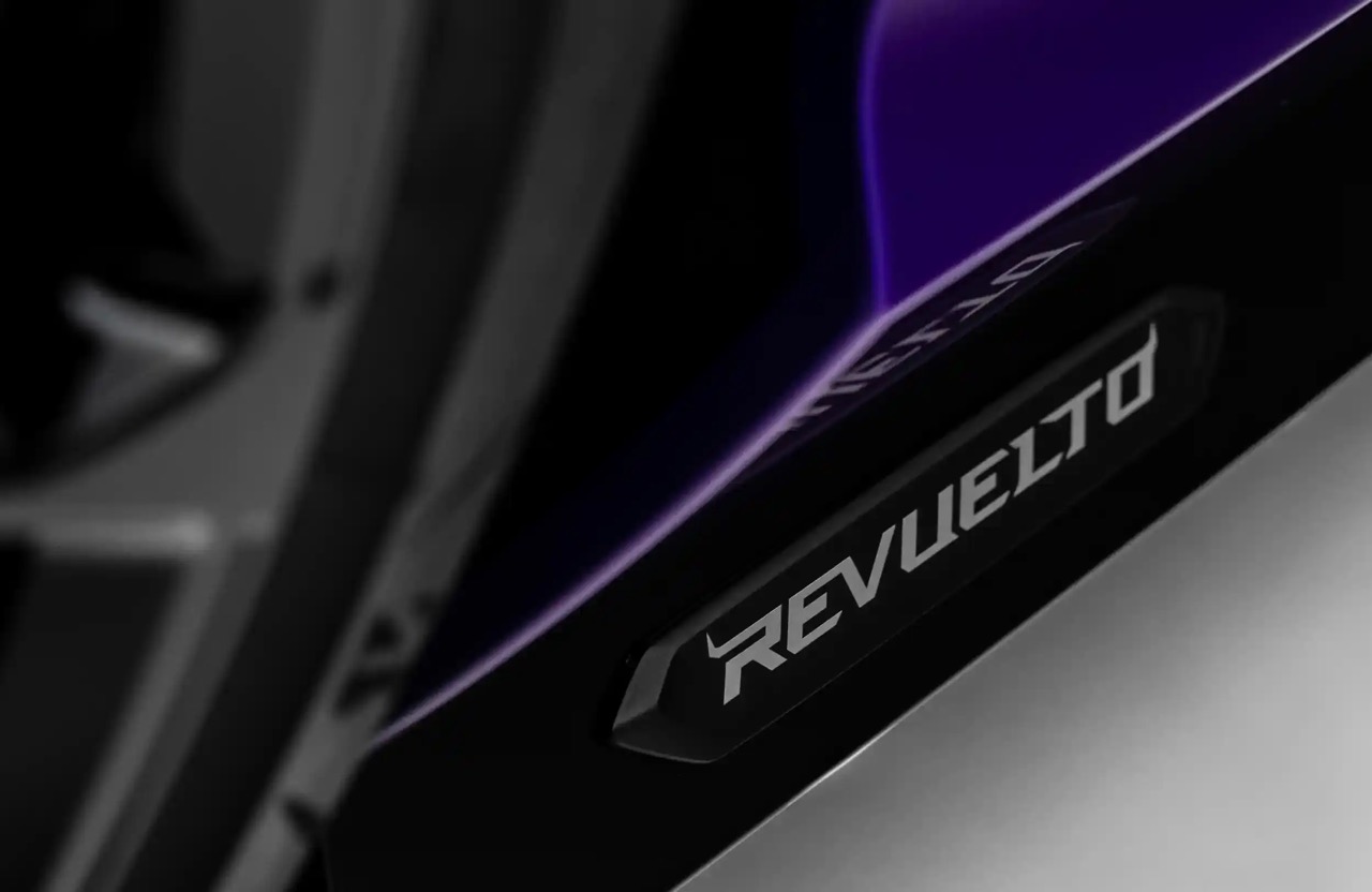 2024 Lamborghini Revuelto, 17/20