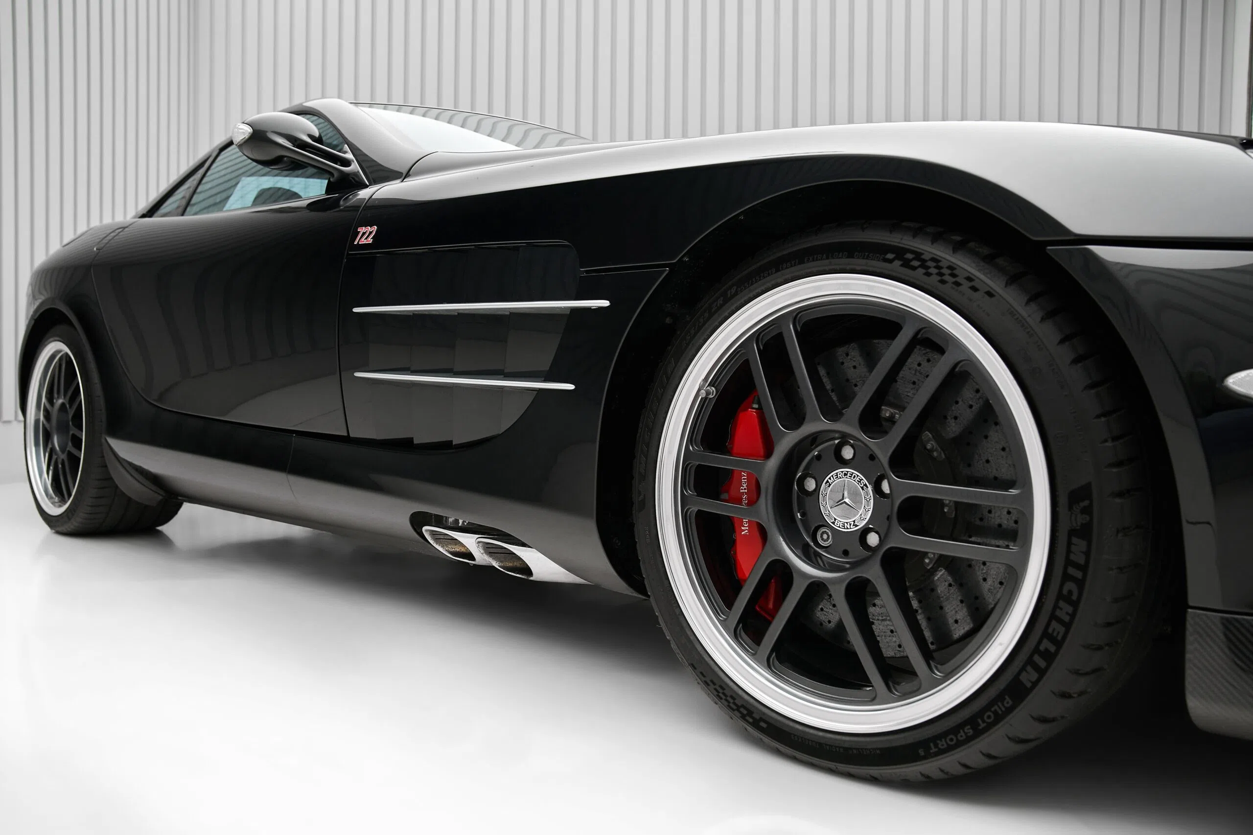 2007 Mercedes-Benz SLR 722 Roadster for sale, exterior
