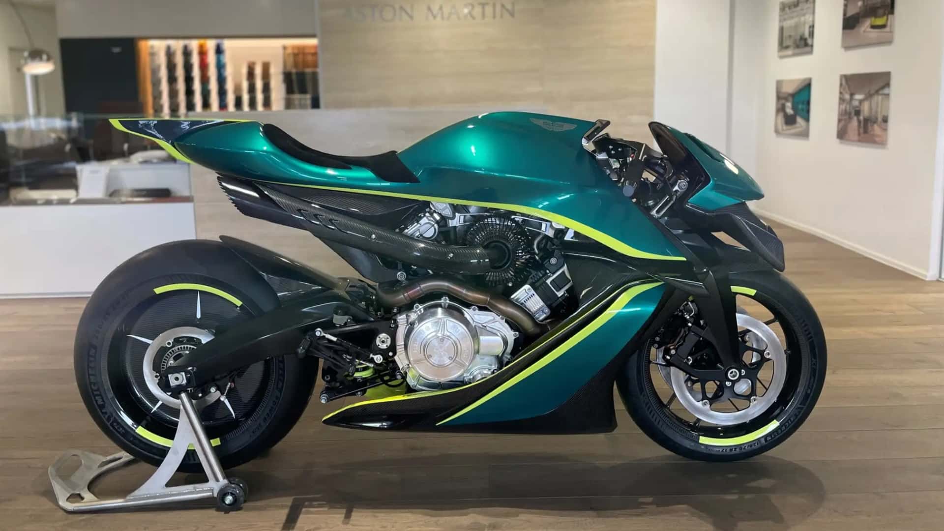 2024 Brough Superior AMB 001 Pro Aston Martin, 4/4