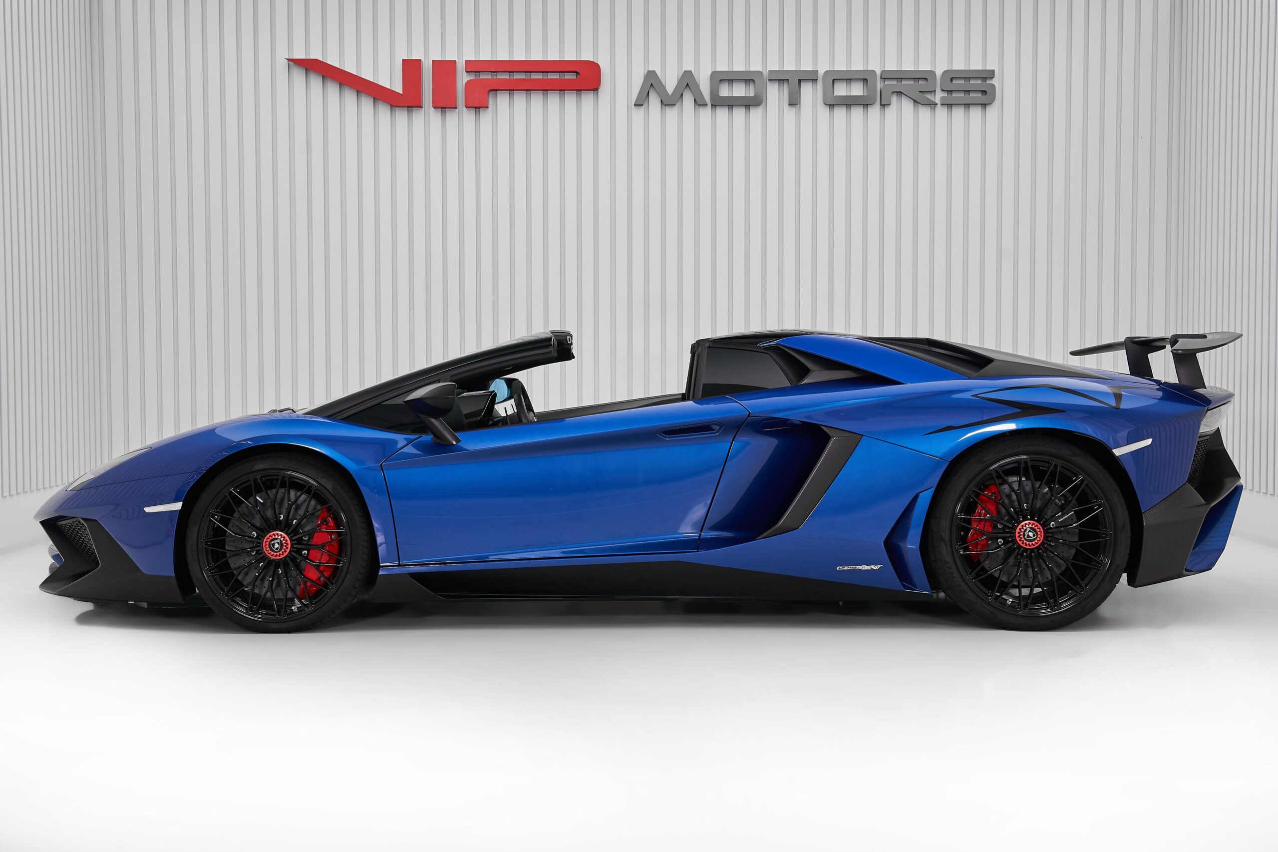 2017 Lamborghini Aventador Superveloce Roadster, 7/17