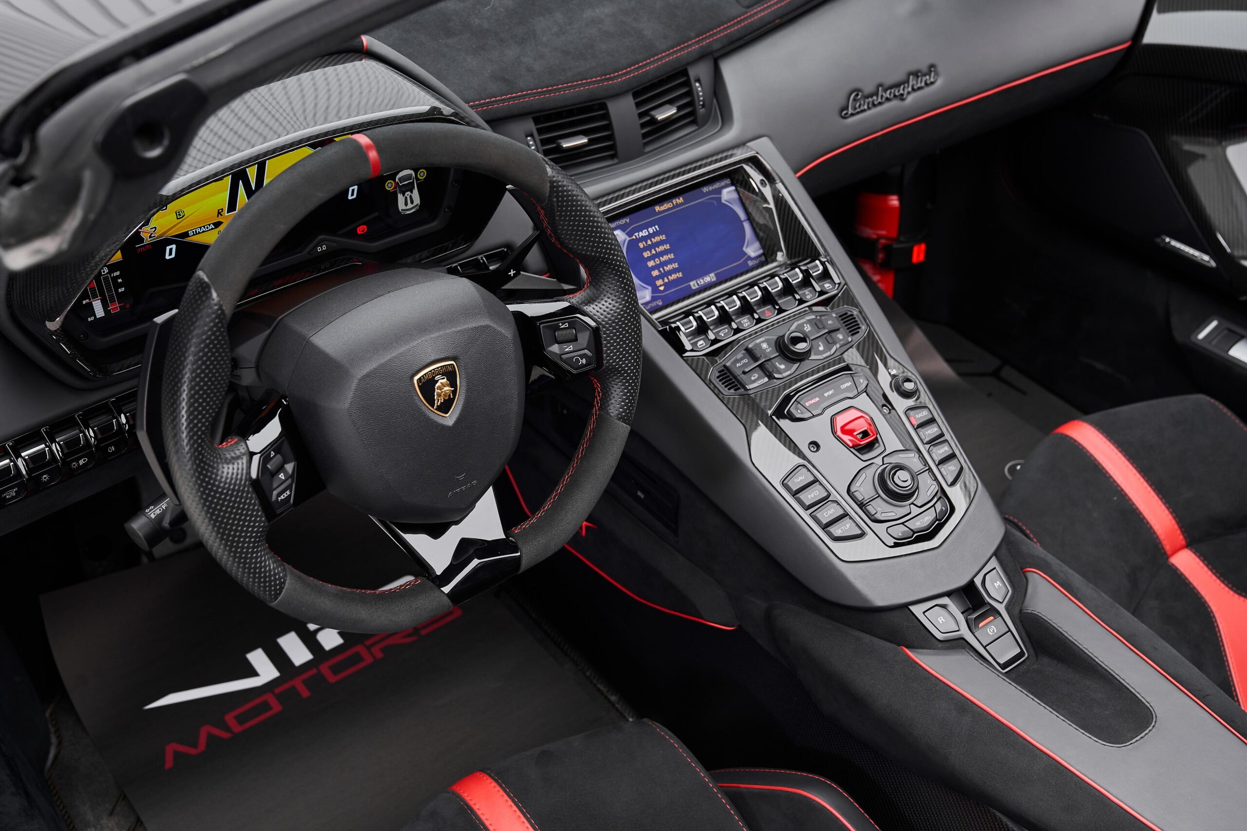 2017 Lamborghini Aventador Superveloce Roadster, 12/17