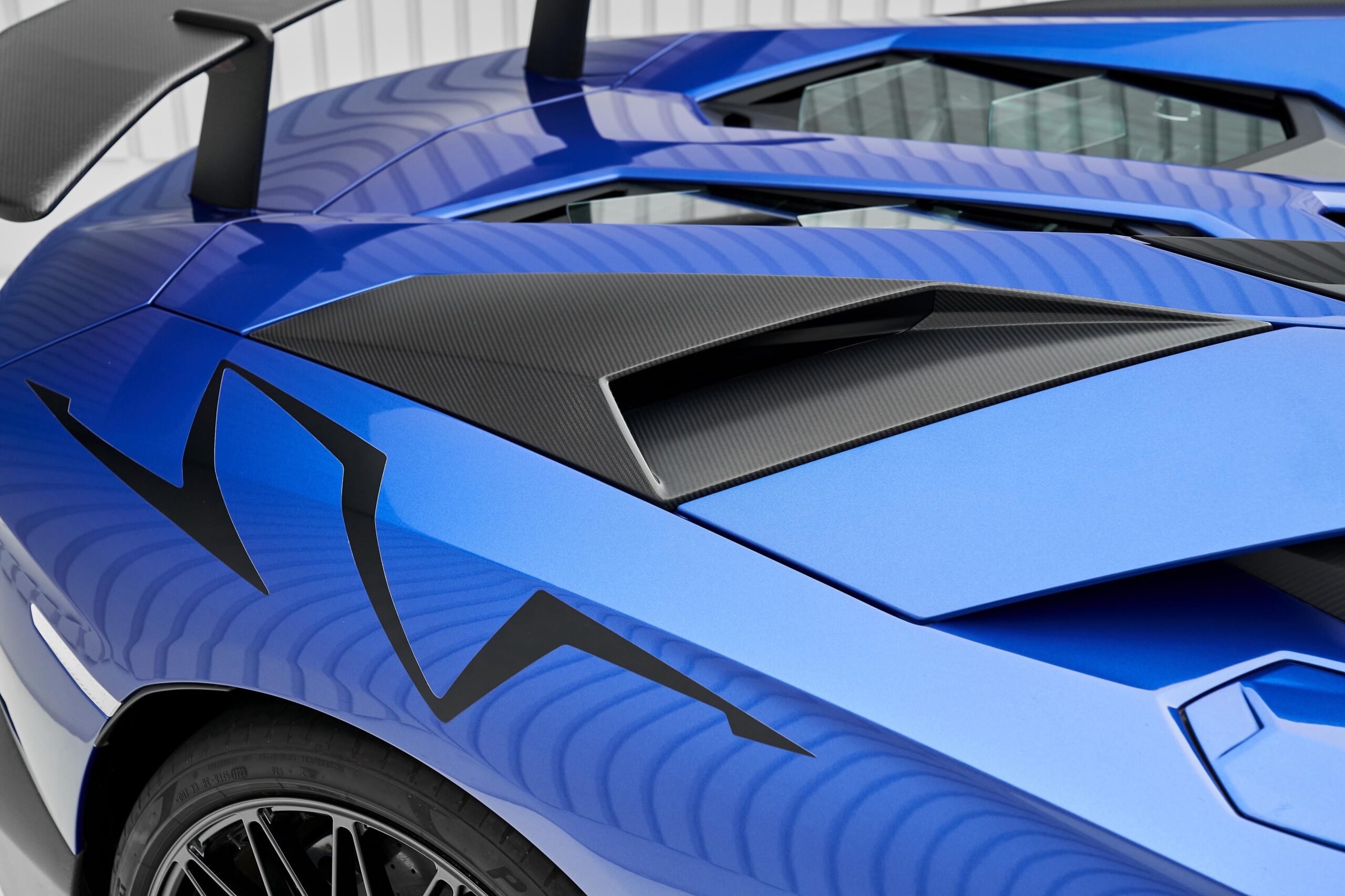 2017 Lamborghini Aventador Superveloce Roadster, 16/17