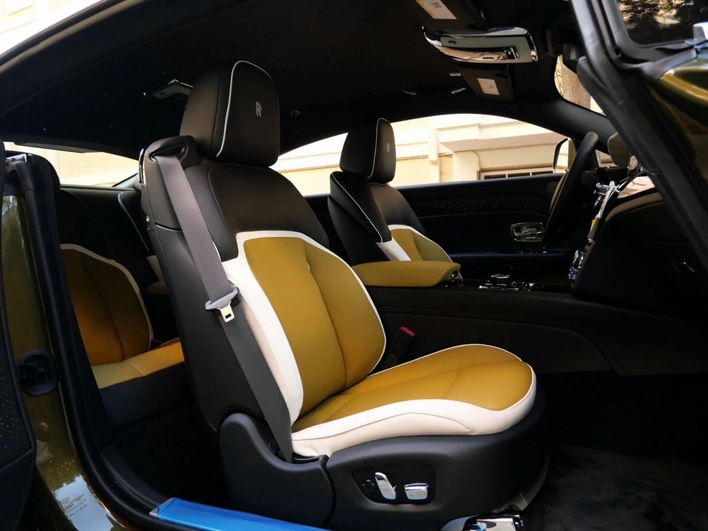2024 Rolls-Royce Spectre Demonstrator, 9/12