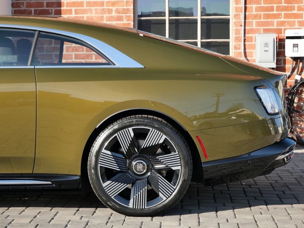 2024 Rolls-Royce Spectre Demonstrator, 12/12