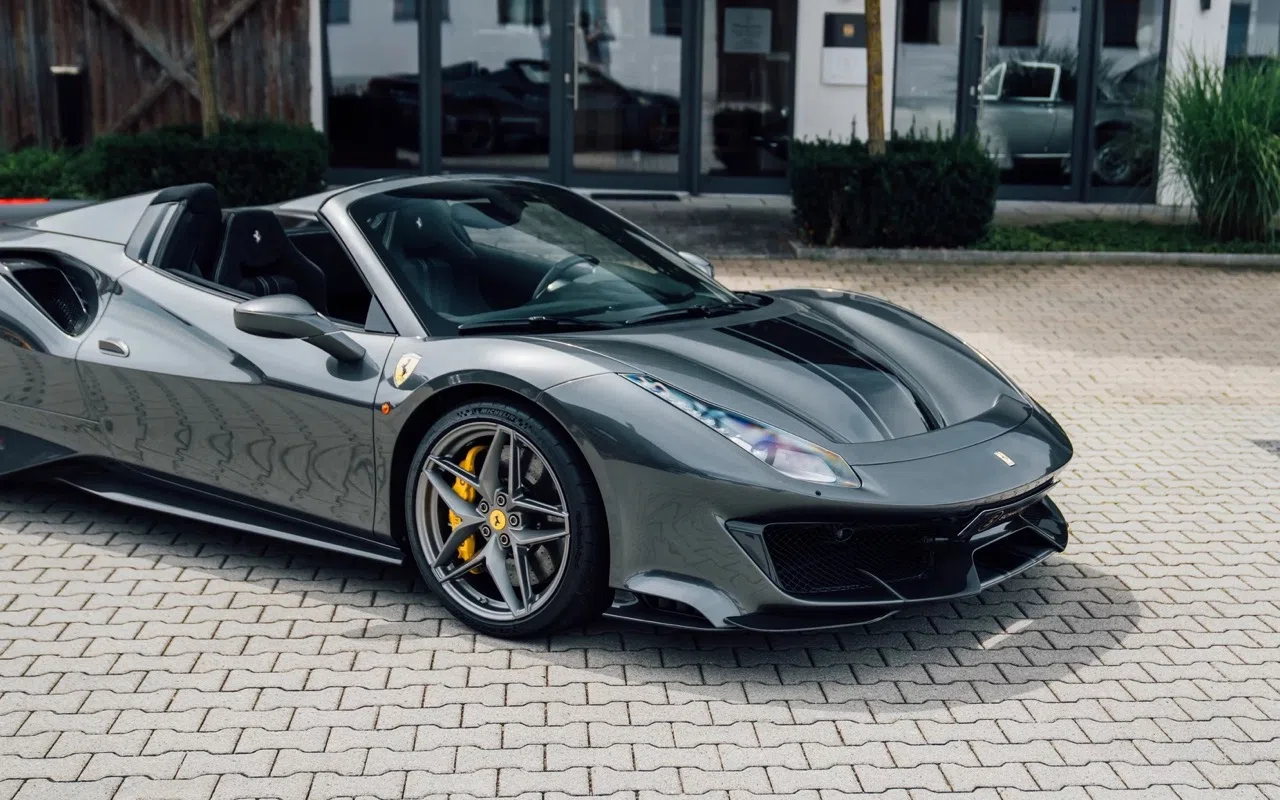 2020 Ferrari 488 Pista Spider for sale, exterior, Grigio Silverstone