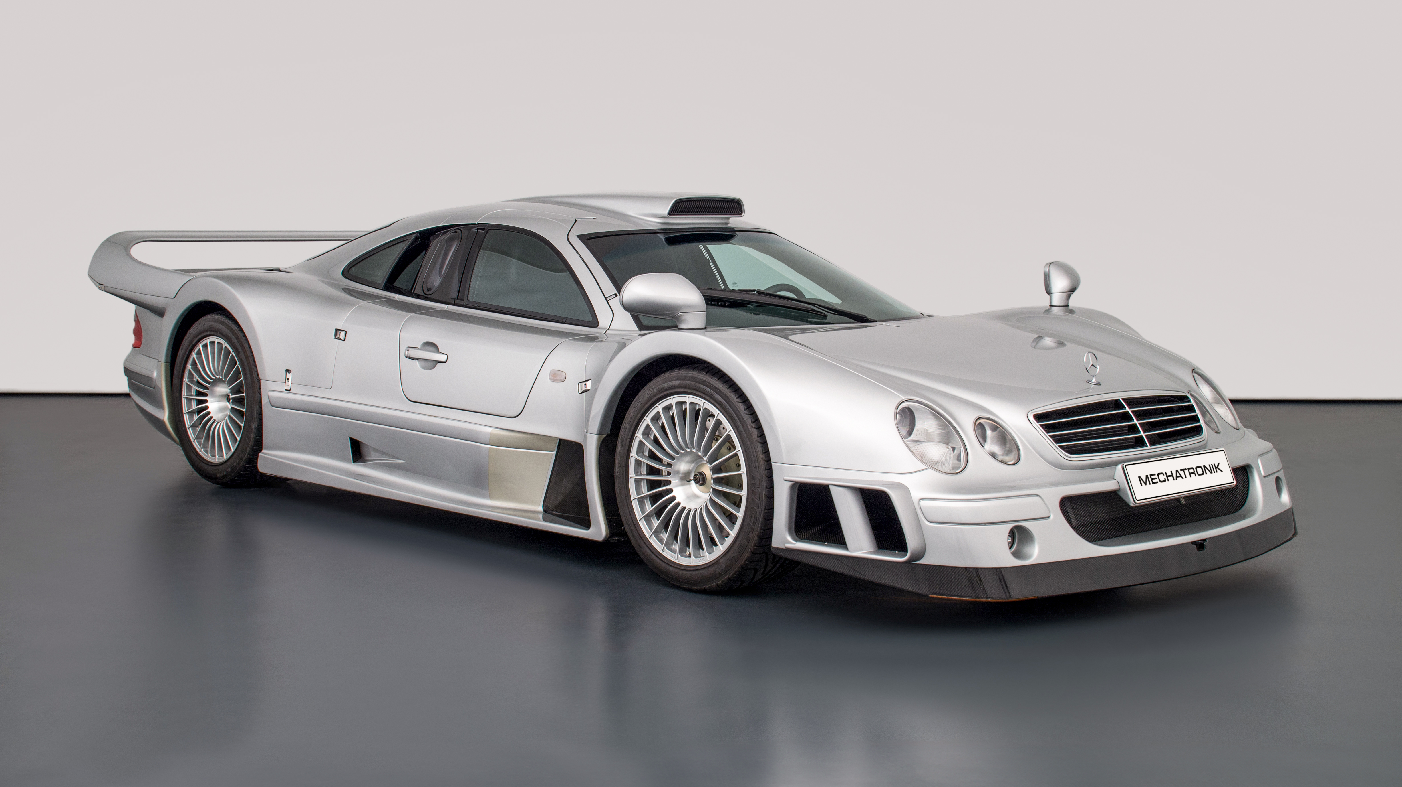 1999 MERCEDES-BENZ AMG CLK GTR