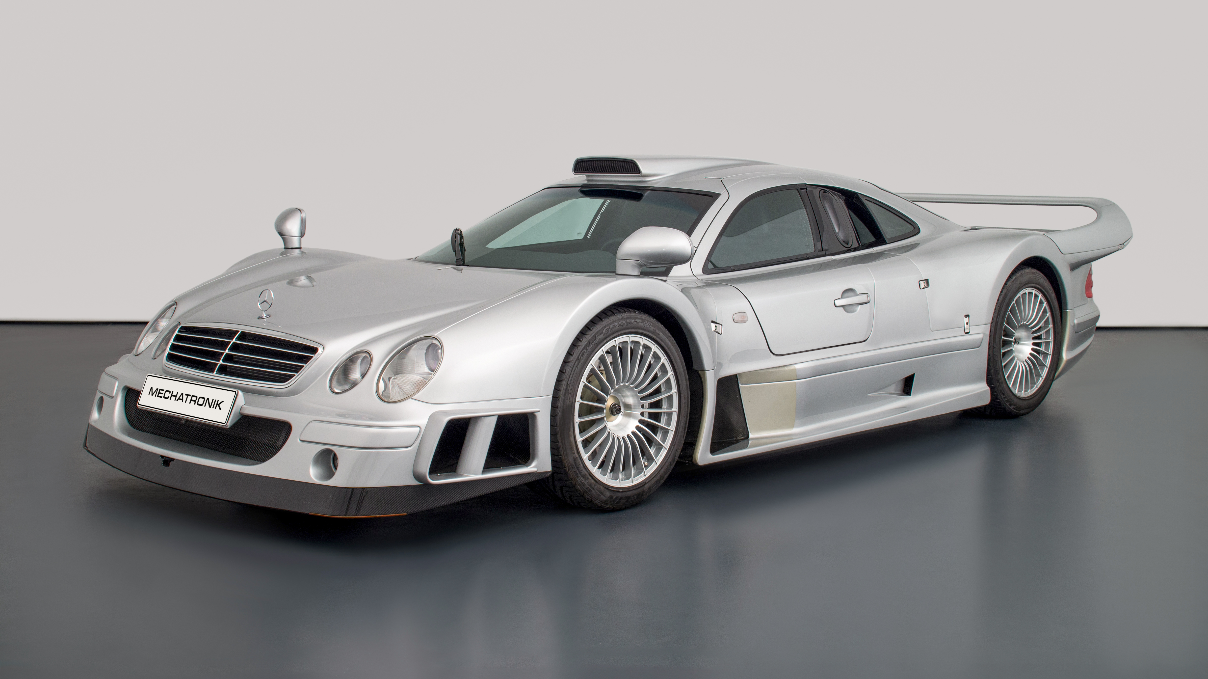 1999 MERCEDES-BENZ AMG CLK GTR, 3/20