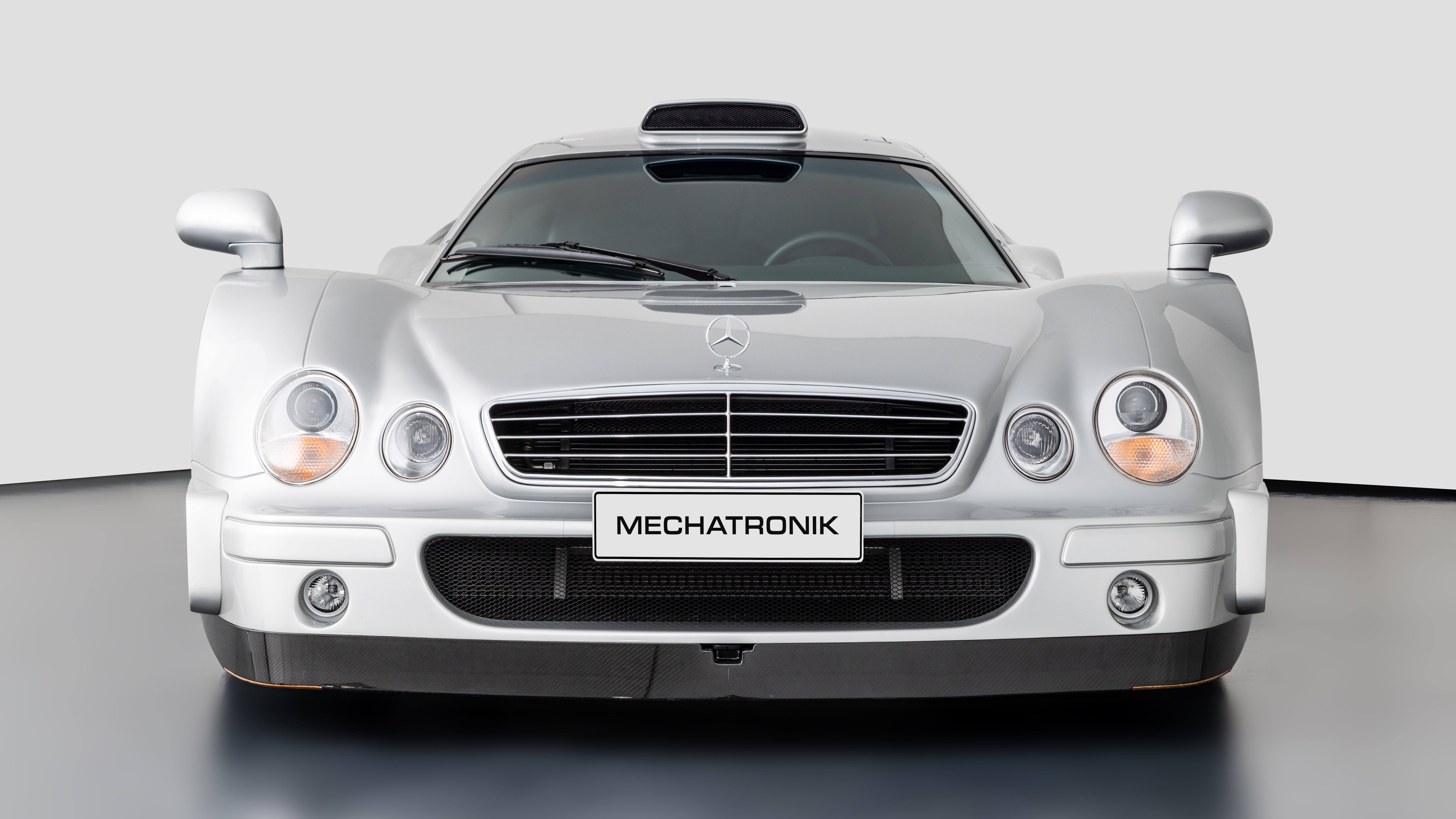 1999 MERCEDES-BENZ AMG CLK GTR, 5/20